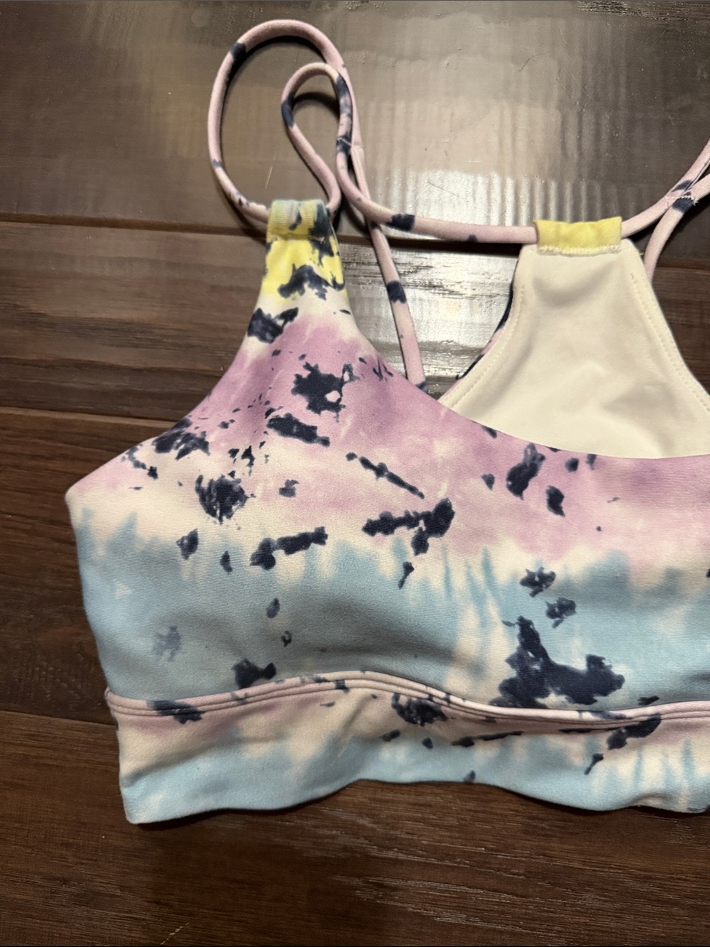 Wildfox sports bra Tie-Dye Pastel in Pink, Blue & Yellow - Picture 3 of 8